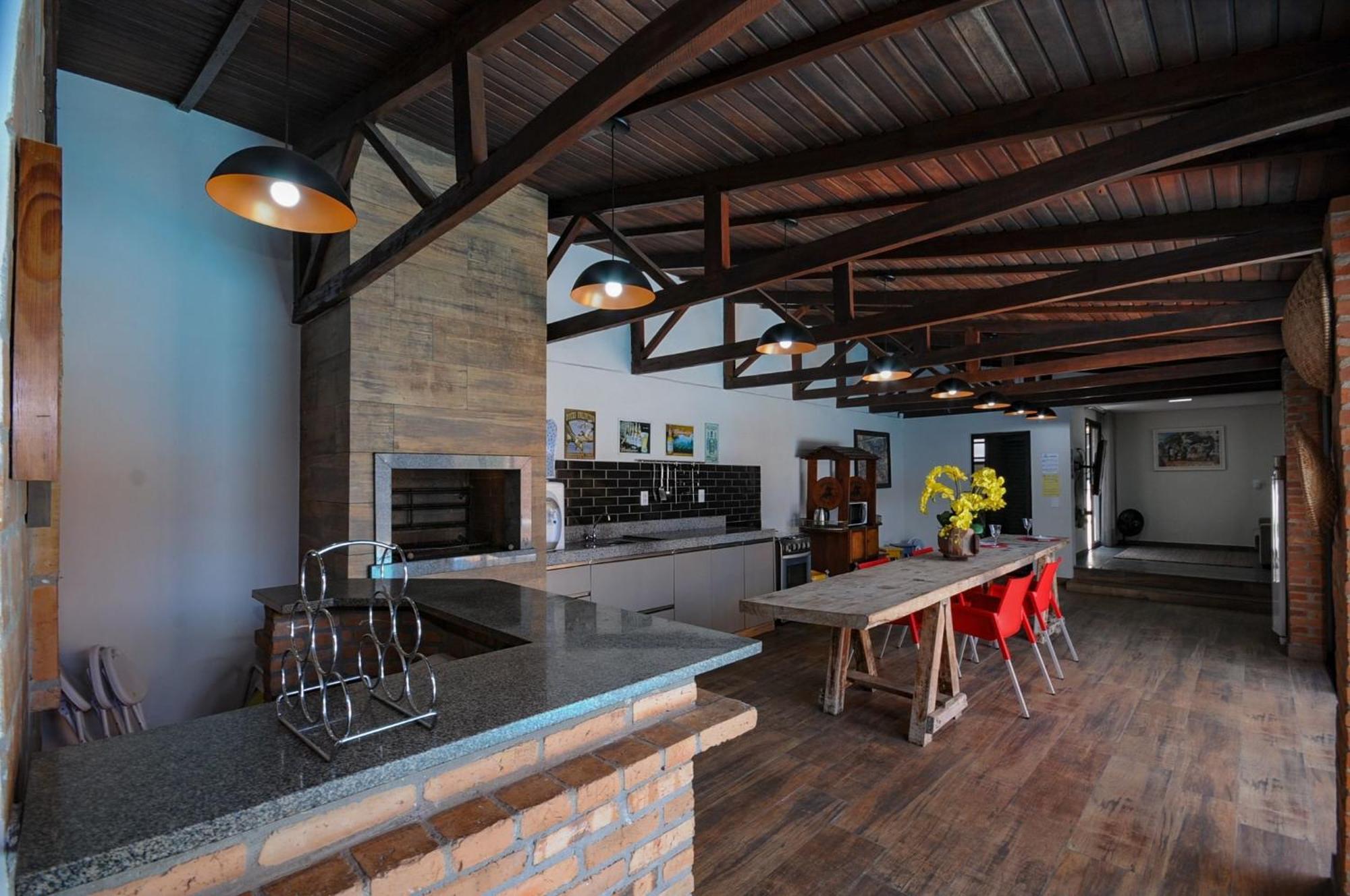 12 Hospedes - Piscina Agua Salgada E Area Gourmet Foz do Iguaçu Zewnętrze zdjęcie